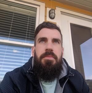 Meet your Posher, Dustin